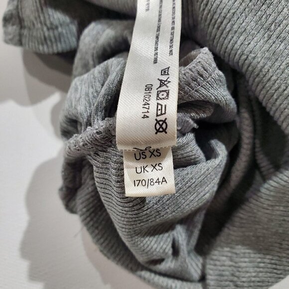 FP Movement Gray Womens Tank Top with crossed Fabric Size XS - Picture 8 of 10